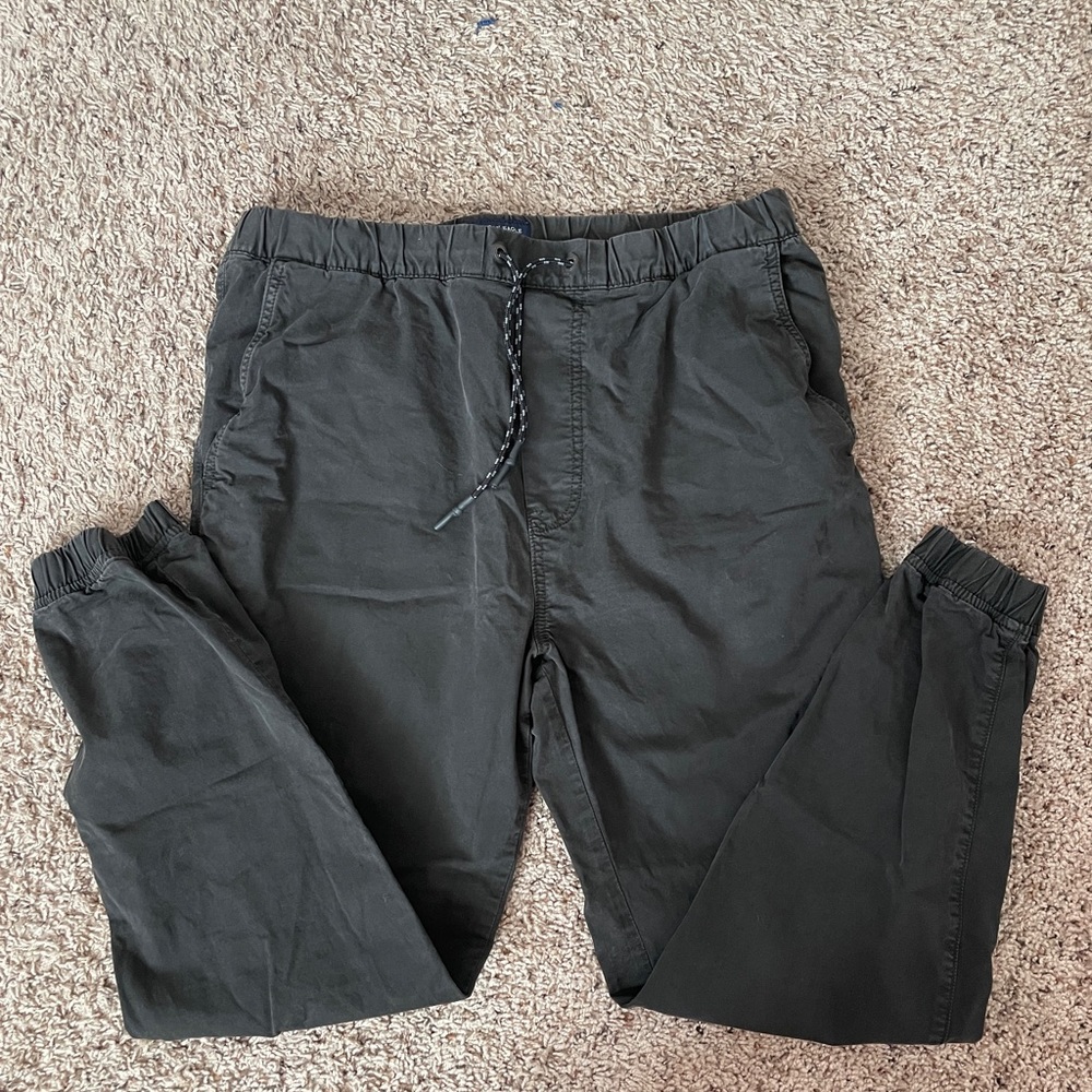 American eagle joggers